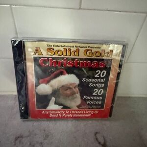 New sealed rare vintage A Solid Gold Christmas CD
